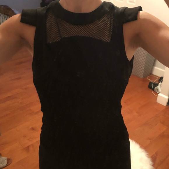 LF Faith In Love Dress - Picture 3 of 8